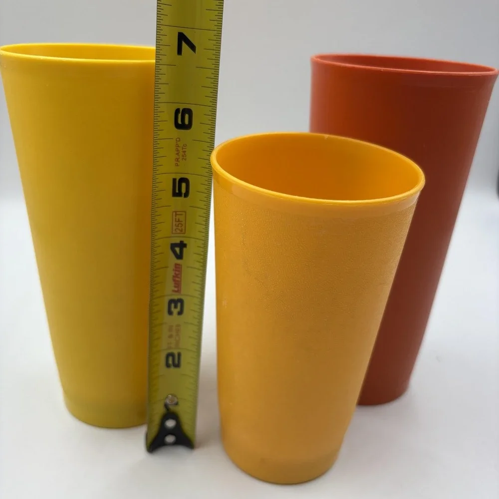 Tupperware Tumblers Set Of 3 Yellow Orange Plastic Drinking Glasses Vintage‎